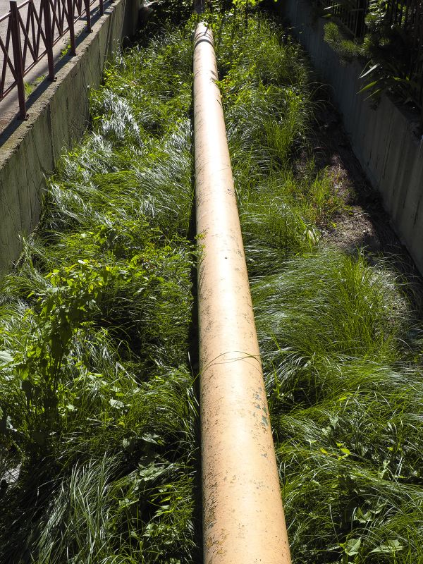 Who Does Trenchless Pipe Repairs